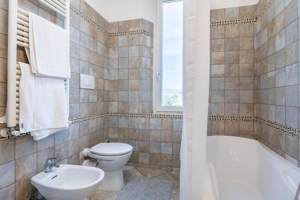 -Villa Emily- Parking, Garden & Wi-Fi Pisa Exterior photo